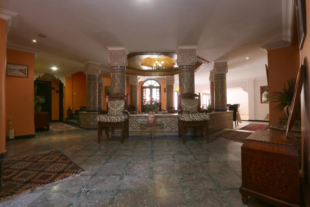 Hotel Tafoukt Marrakesh Bagian luar foto