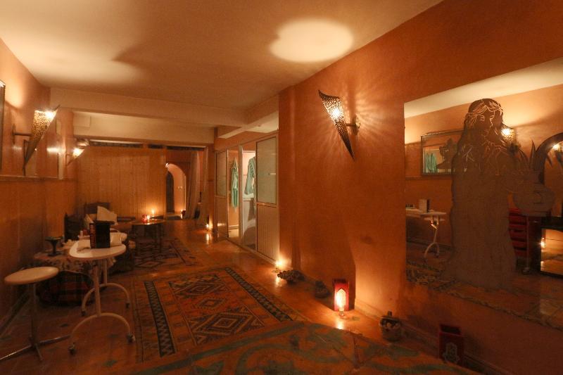 Hotel Tafoukt Marrakesh Bagian luar foto