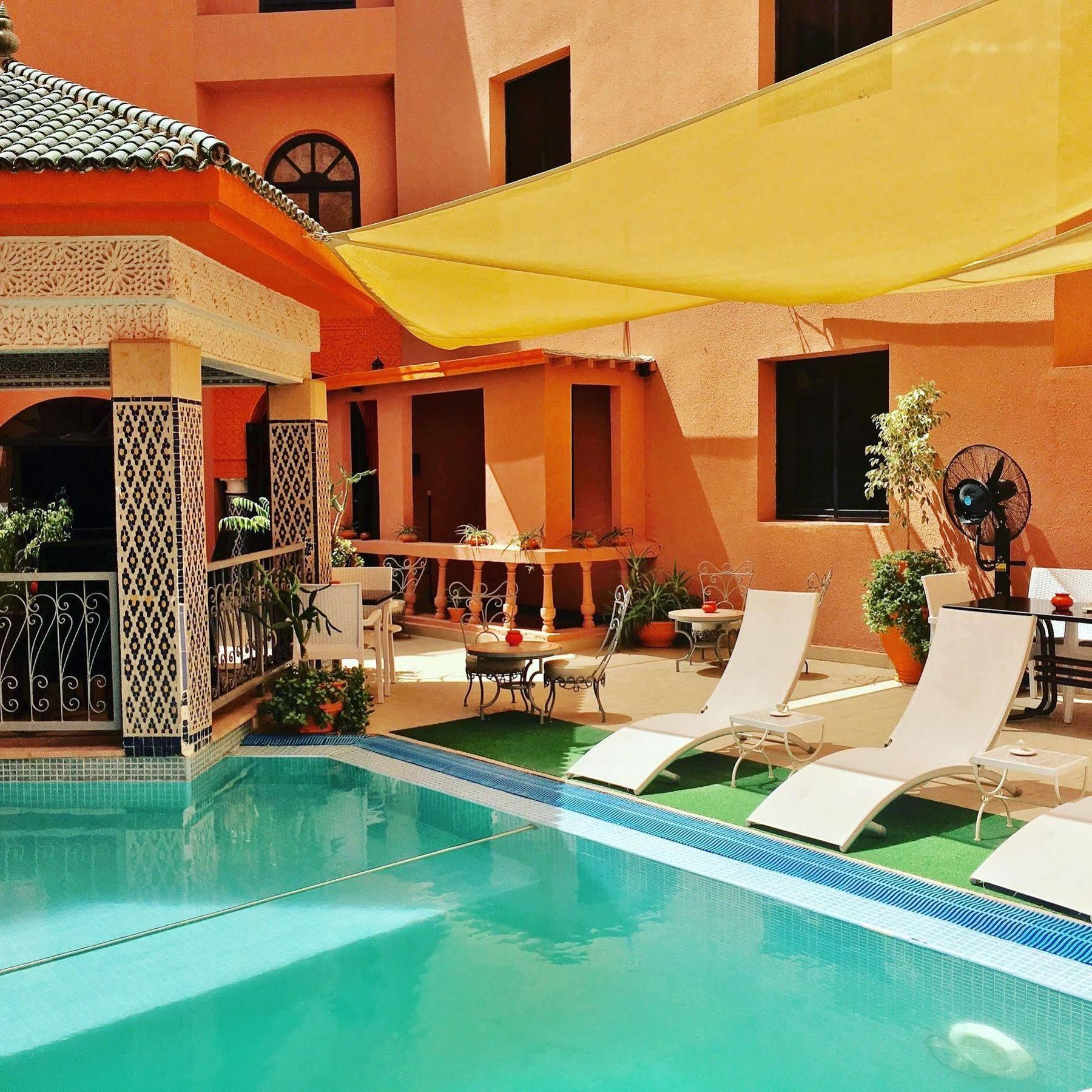 Hotel Tafoukt Marrakesh Bagian luar foto